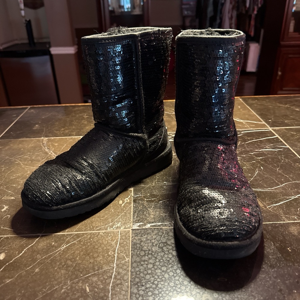 Size 7 black sequins Ugg boots